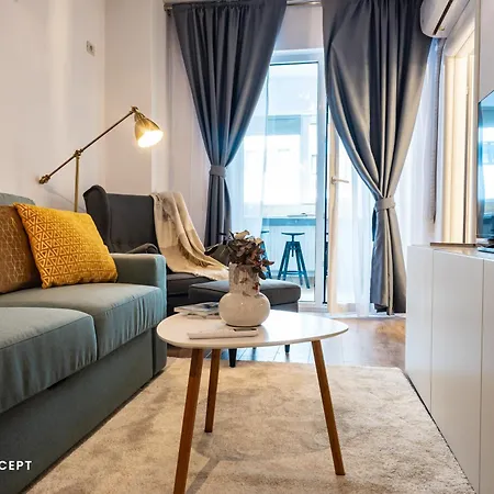 Apartment 711 B2