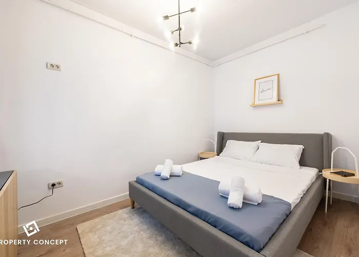 711 B2 Apartment *