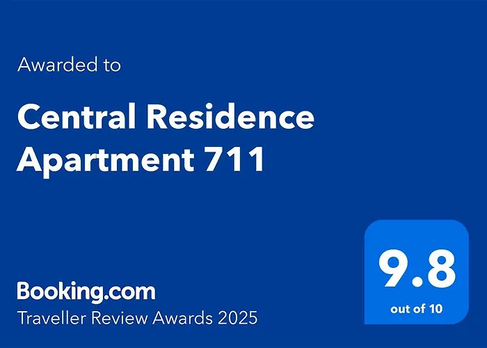 711 B2